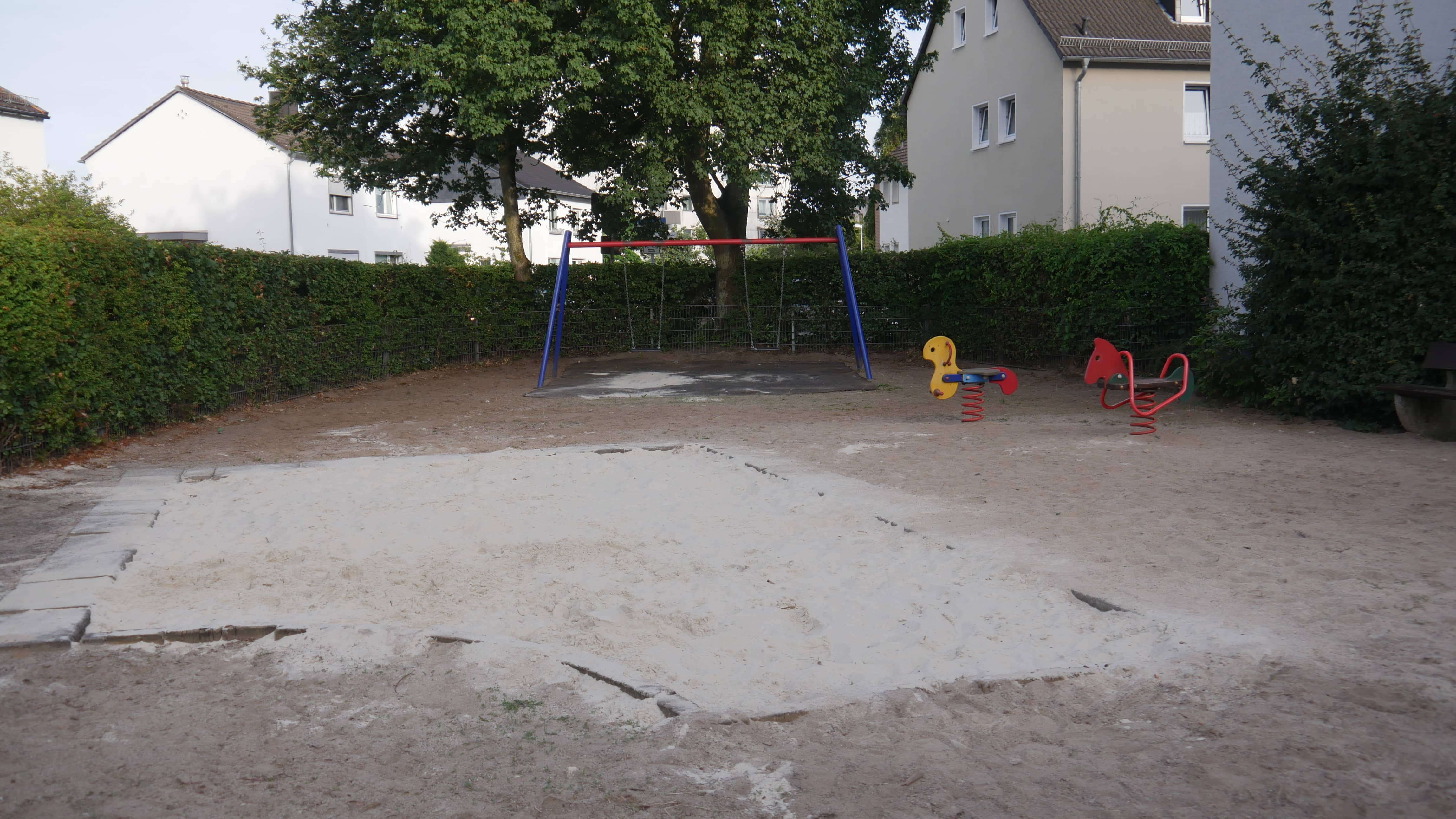 Spielplatz - Wittlaerer Straße
