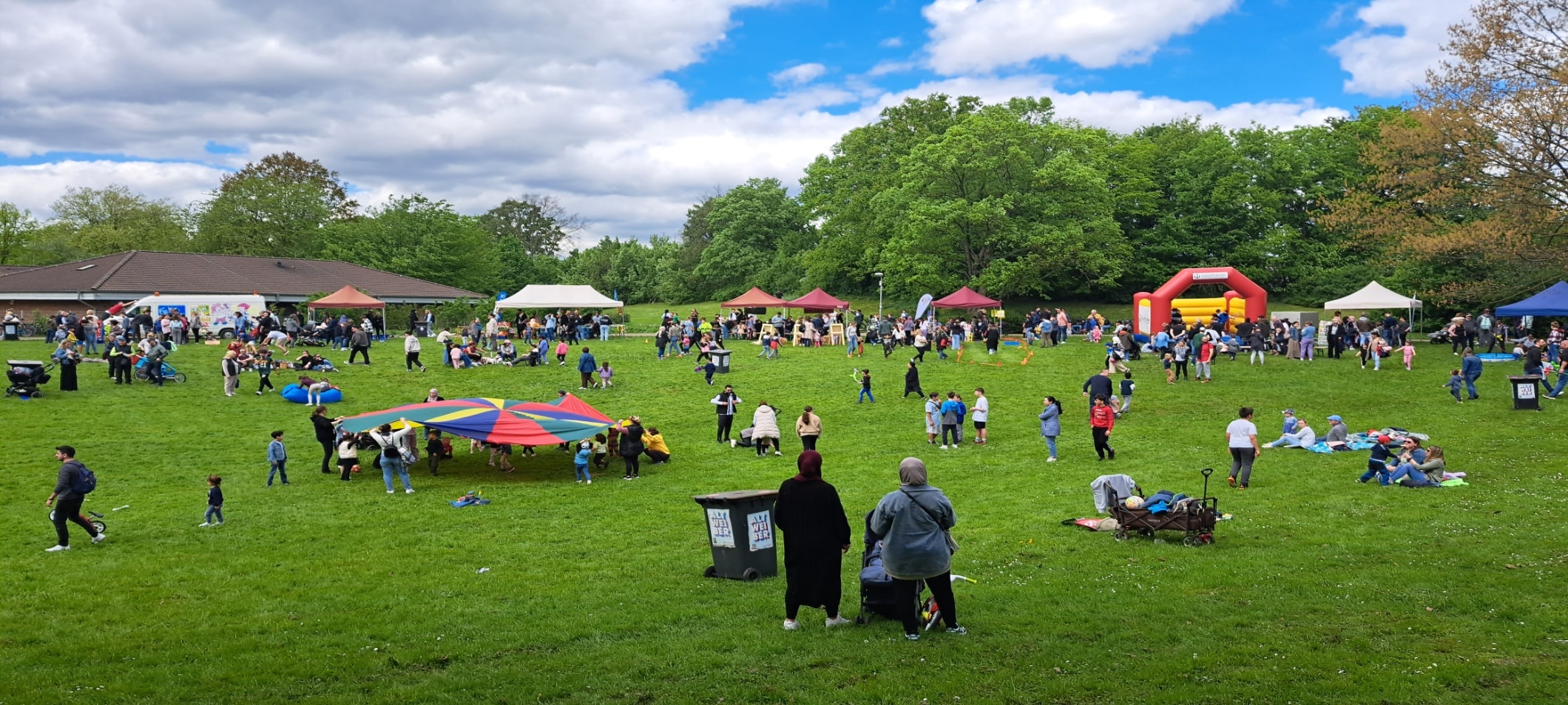 Rückblick auf das fröhliche Spielefest am Rodelberg